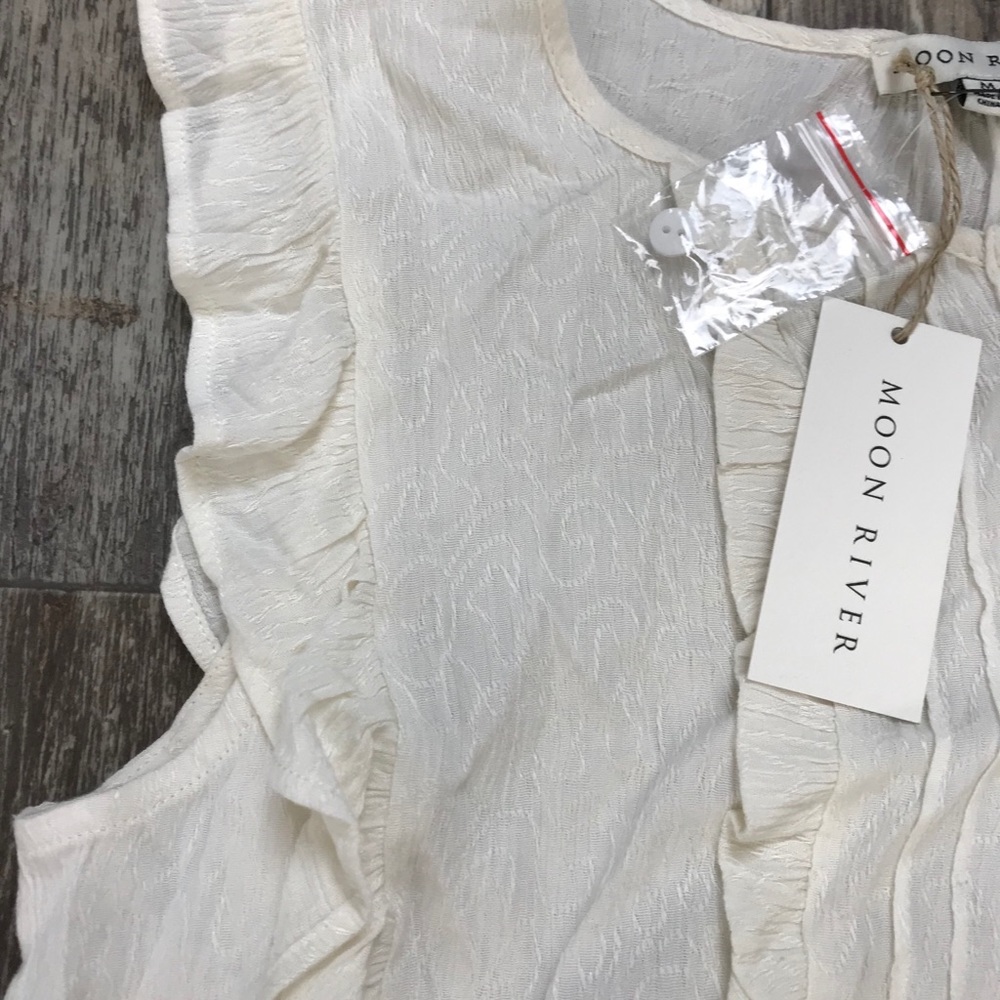 Moon River Ruffle Top - Picture 5 of 6
